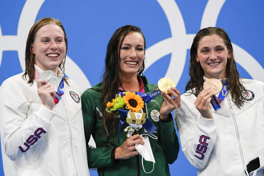 South African sets world swim record; Aussies add 6th gold News